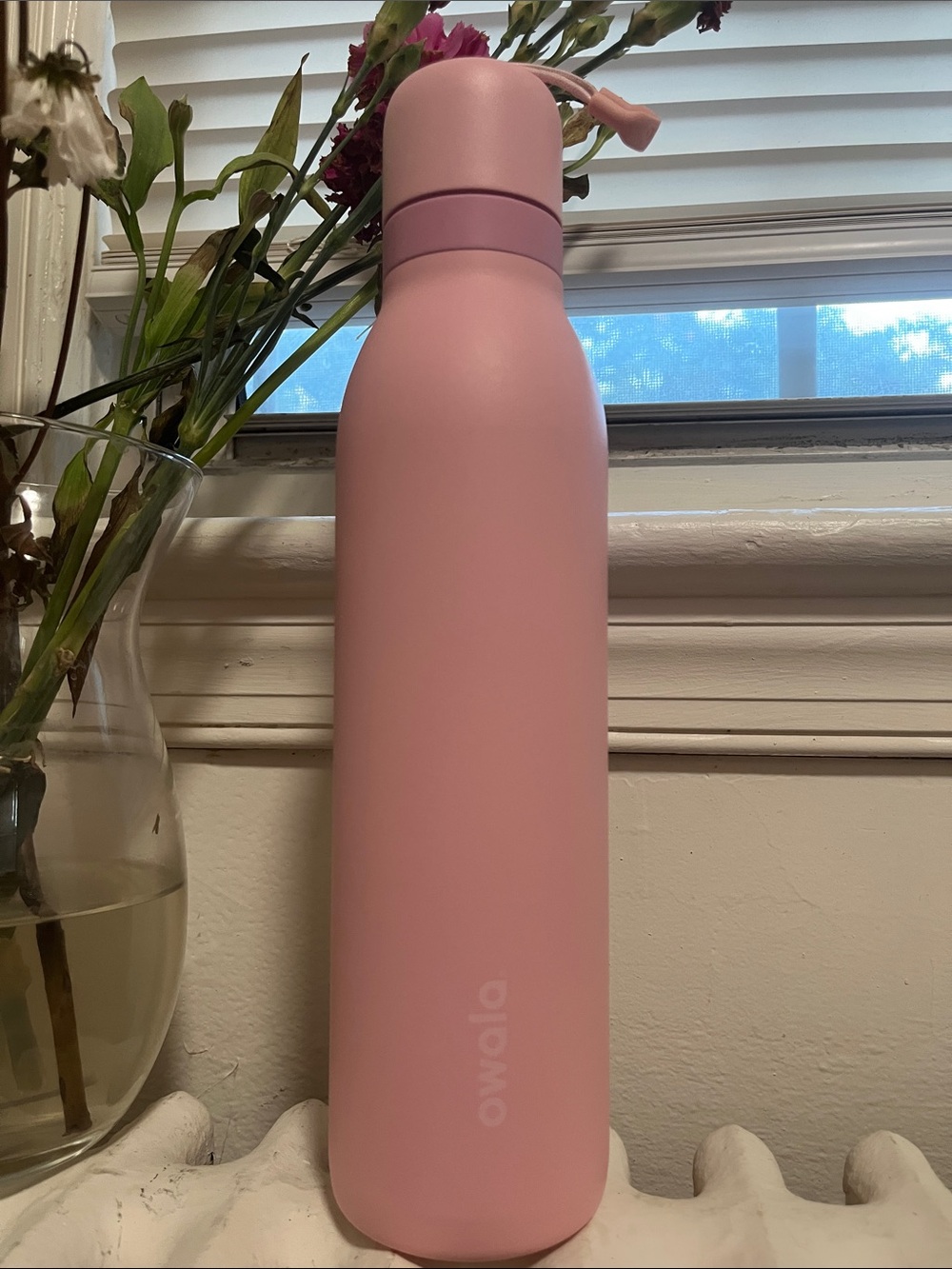 Owala Pink Insulated Water Bottle - Sleek Stainless Steel Hydration